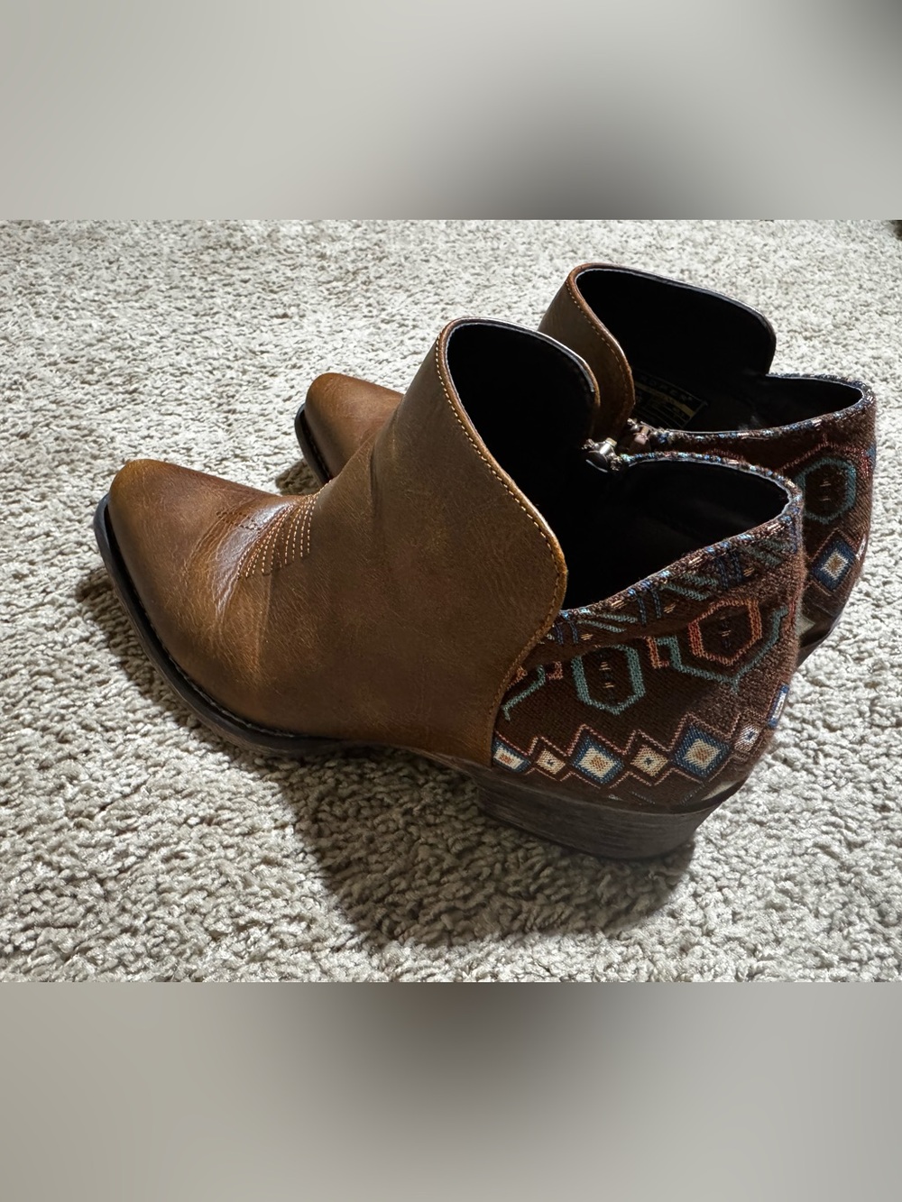 Roper Brown Embroidered Heel Ankle Booties 9.5 - Picture 2 of 9